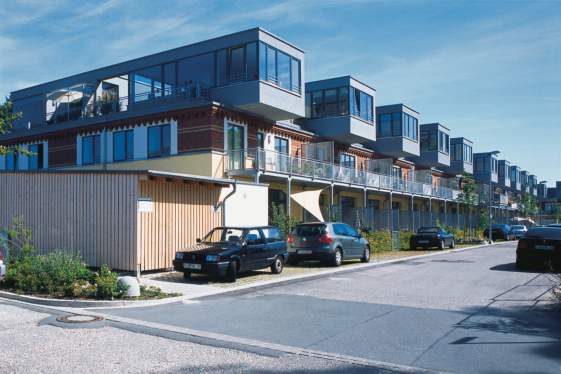 {f:if(condition: project.image.originalResource.alternative, then: project.image.originalResource.alternative, else: {project.title})}